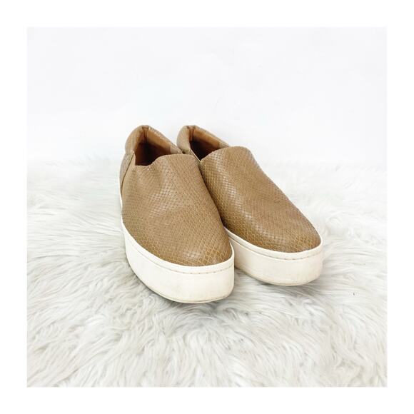 Vince Warren Size 9.5 Tan Women Snake-Embossed Leather Slip-On Platform Sneaker - Picture 3 of 13